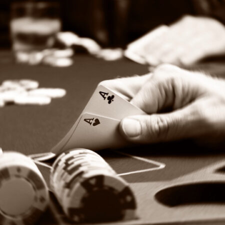 Мастер-класс: Как играть в покер для новичков и профи